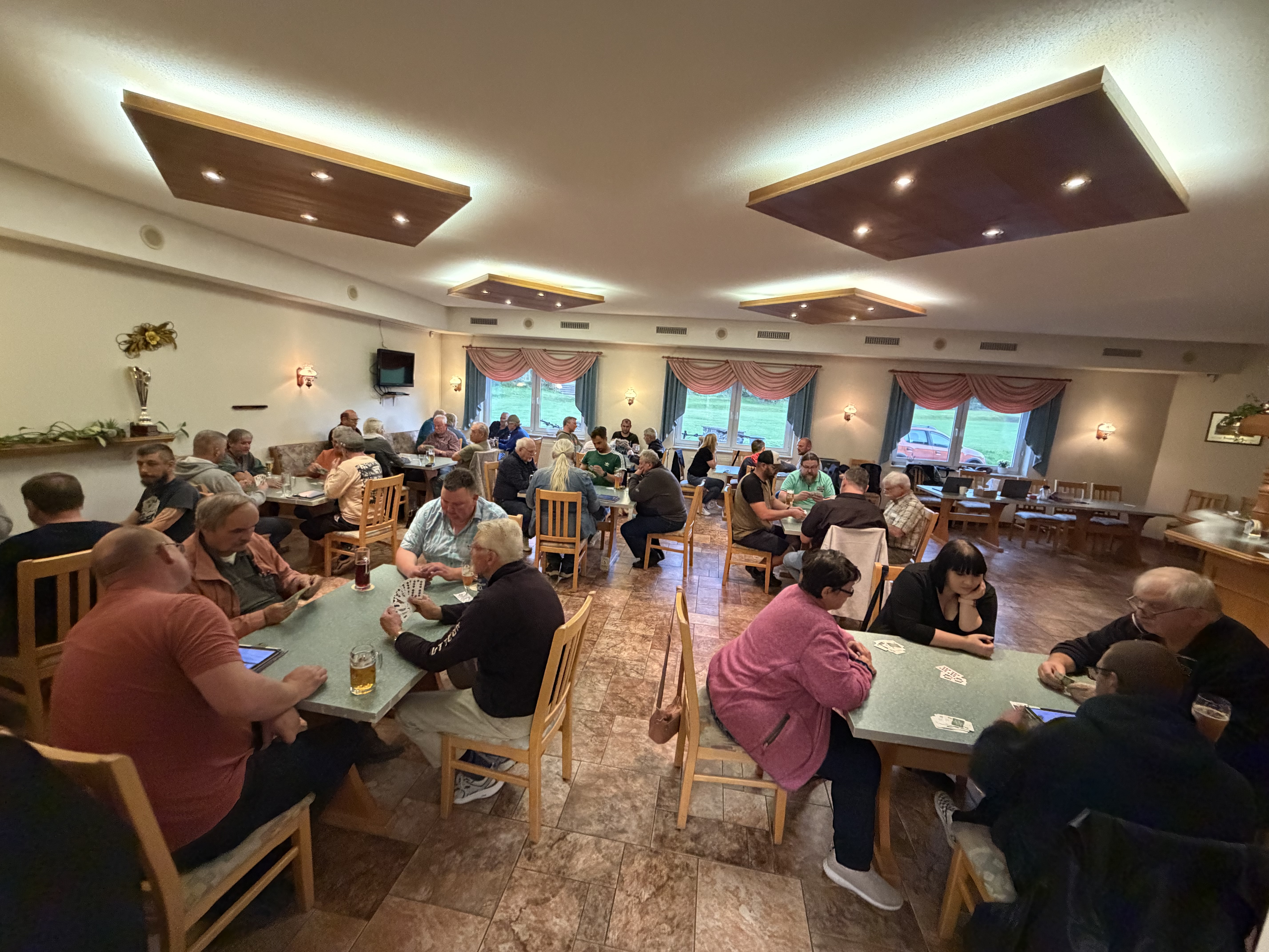 Gut besuchter Skatabend im Vereinsheim des SkatTreff Eppendorf