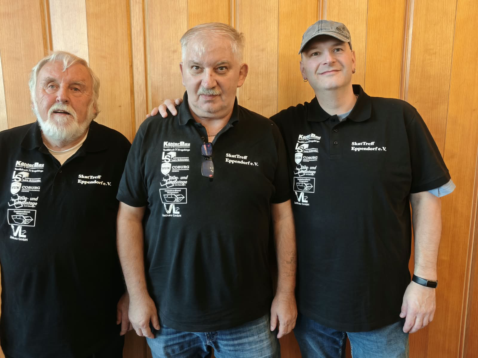 Albrecht Oettel, Jürgen Köhler und Thomas Brückner vom SkatTreff Eppendorf beim Sachsenpokal 2026 in Groitzsch